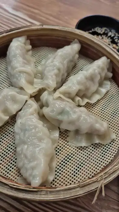 먹음직스러운 만두