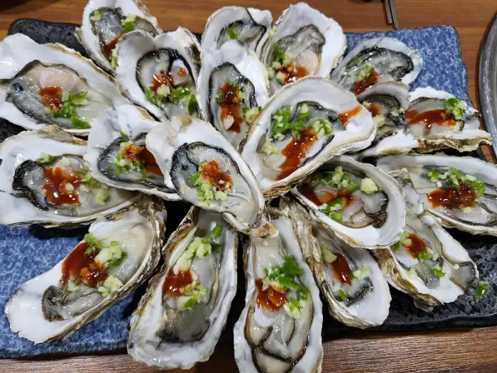 신선한 굴 요리
