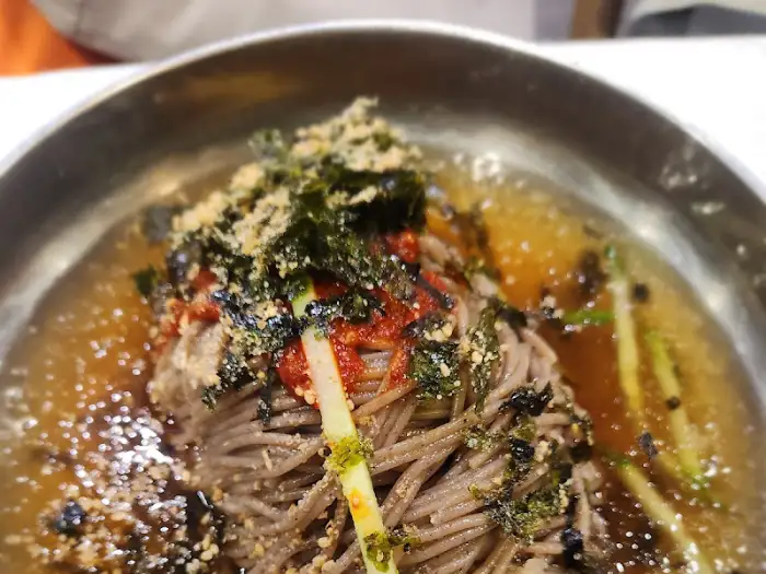 잣순두부 막국수 비주얼
