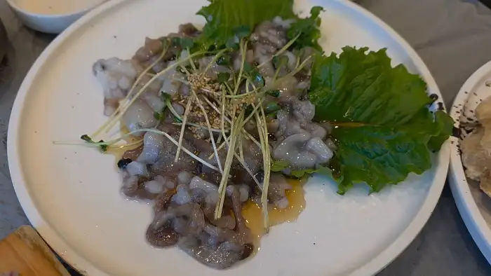 신선한 산낙지 요리