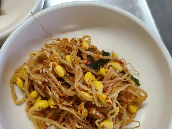 식담의 콩나물무침