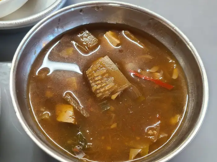 식담의 맑고 깊은 국물 요리