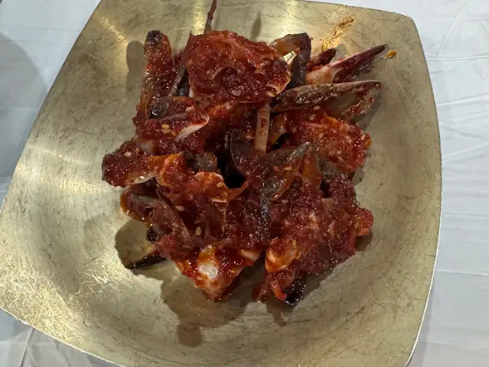 신선한 간장게장 한 접시