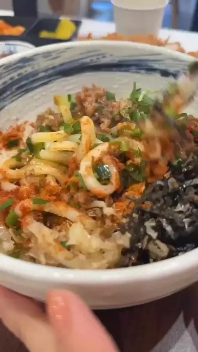 백소정 매장 내부 모습. 넓고 쾌적한 공간이 돋보인다.
