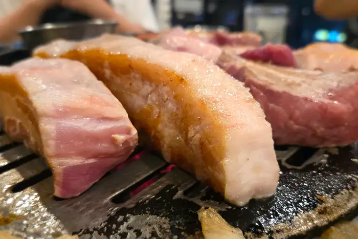 잘 익은 숙성 삼겹살