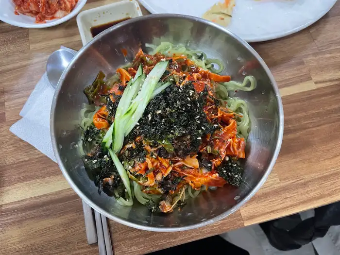 비빔국수