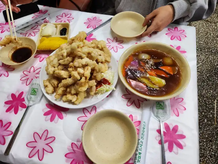 테이블 세팅