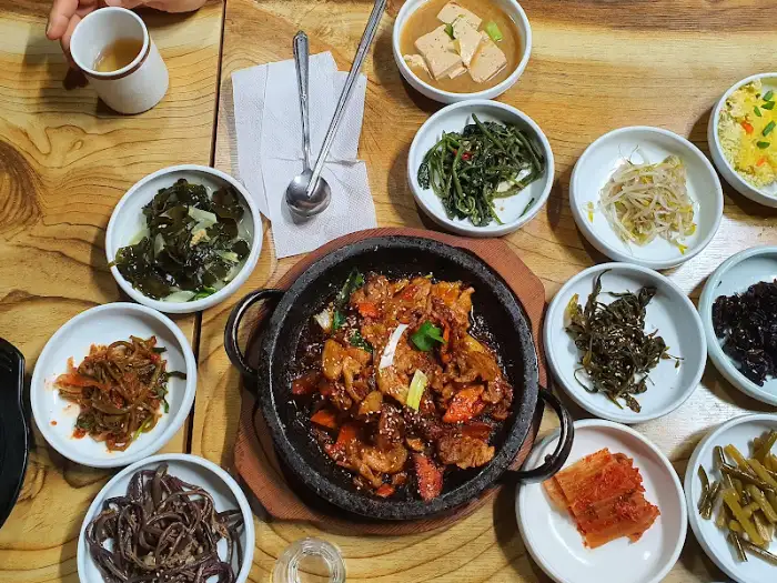 푸짐한 한 상 차림