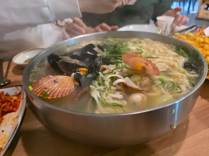 해물칼국수