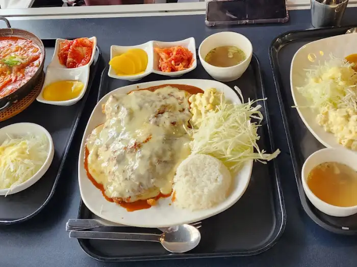 테이블 세팅
