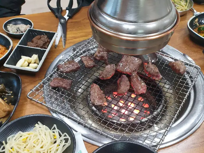 육장갈비 태백점의 숯불구이