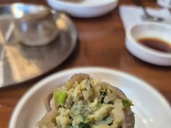 성북동 메밀막국수집 만두