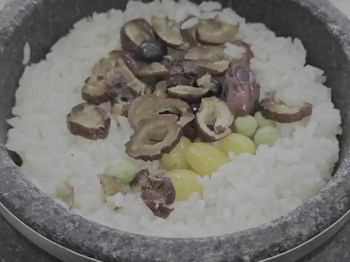 돌솥밥