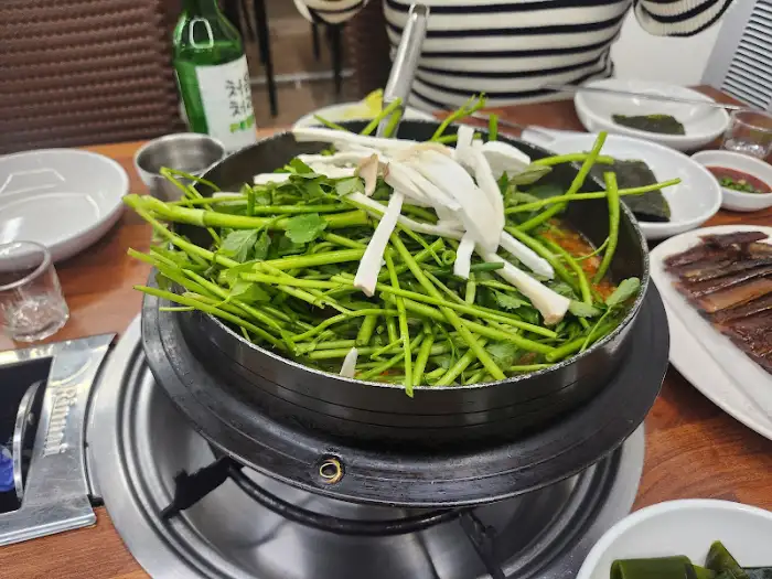 매운탕 끓는 모습