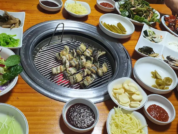 장어구이 상차림