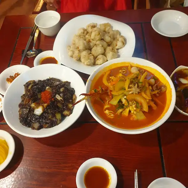 식사 테이블 풍경