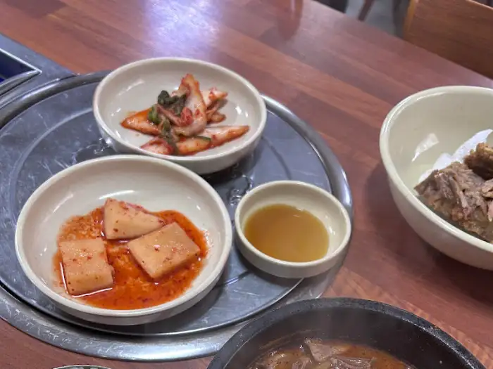 김치와 깍두기, 그리고 소스