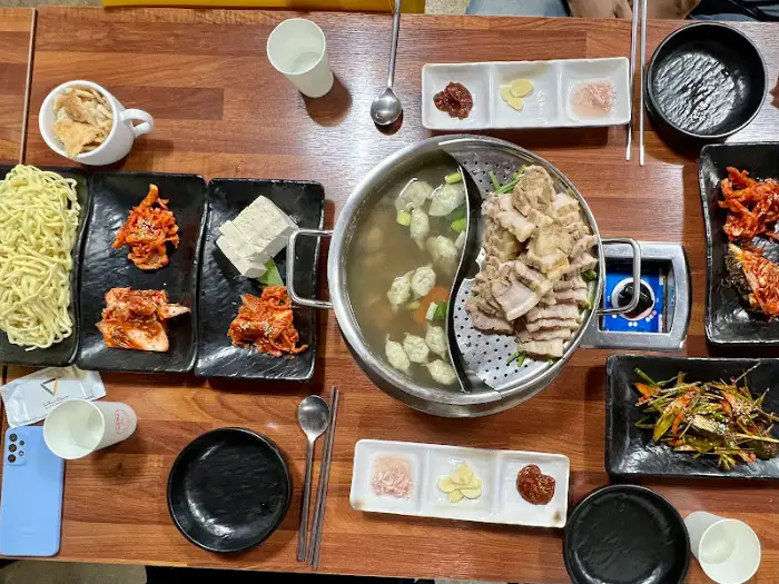 테이블 세팅 전체 모습