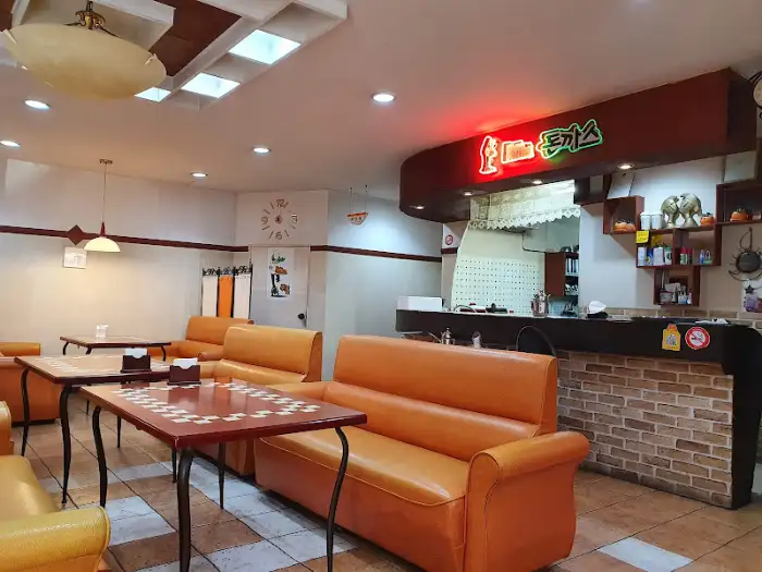 식당 내부 전경