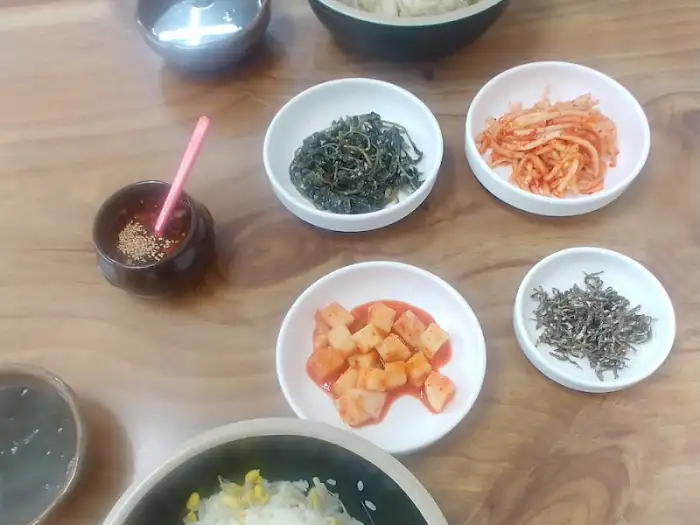 기본 반찬들