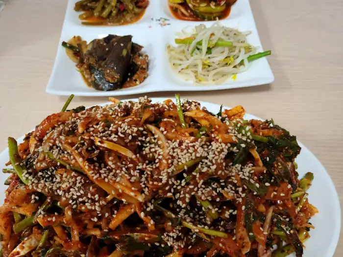 매콤한 해산물 무침
