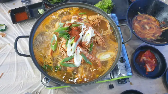 독도얼큰 매운탕의 모습