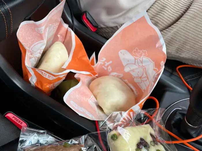 포장된 찐빵과 술빵