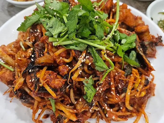 푸짐한 생아구찜