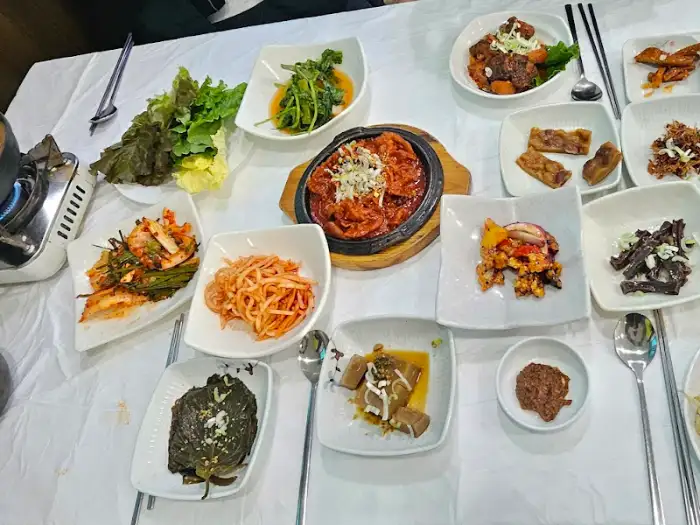 테이블 세팅