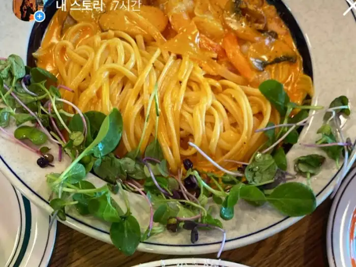 먹음직스러운 브런치 메뉴