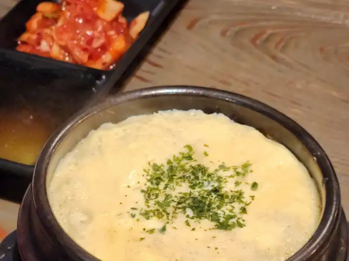 김이 모락모락 나는 따뜻한 계란찜