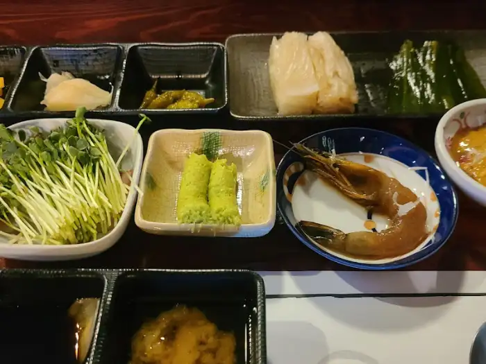 다양한 기본 찬