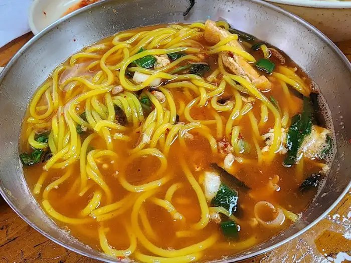 물쫄면 전체 모습