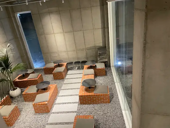 공간 지지 내부 좌석