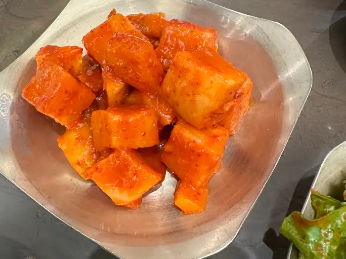 먹음직스러운 깍두기