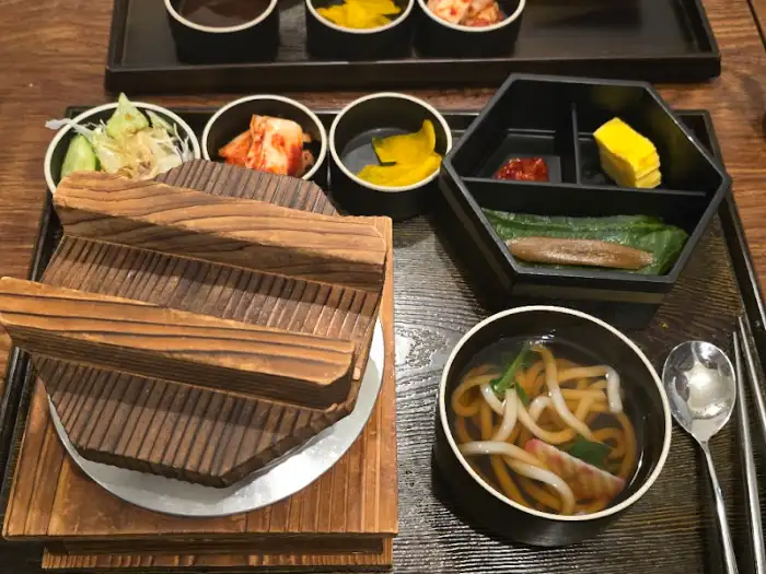 일본식 도시락 구성