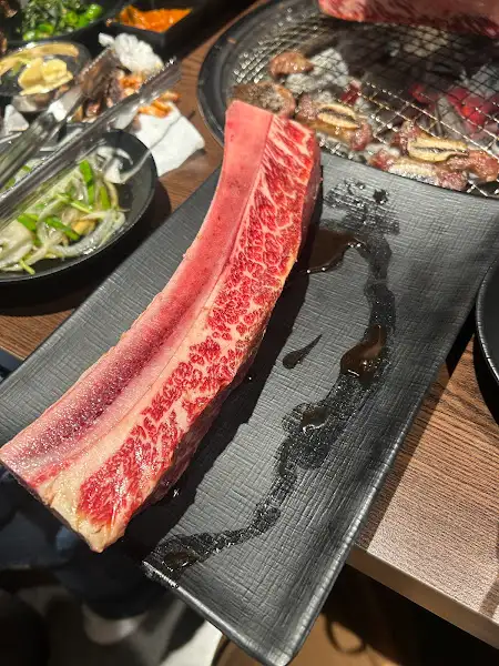 두툼한 LA 갈비