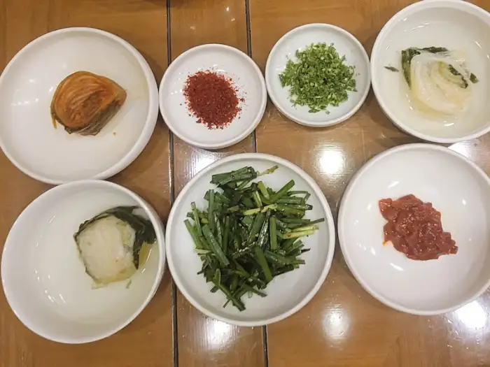 다양한 반찬들