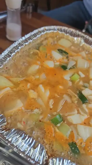 뚝배기 안의 된장찌개 모습