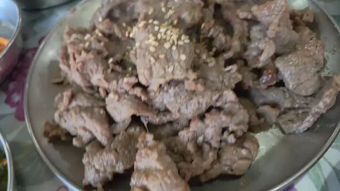 돼지 석쇠 불고기 접시