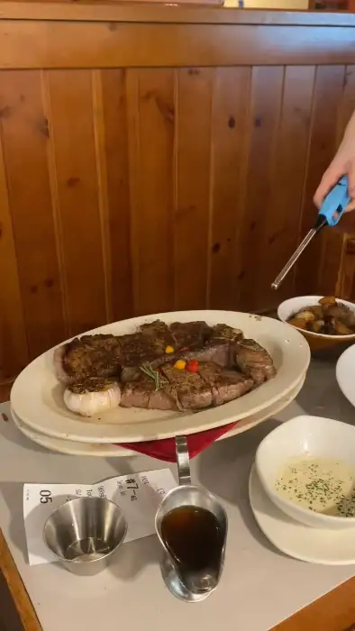갈릭 립아이 스테이크