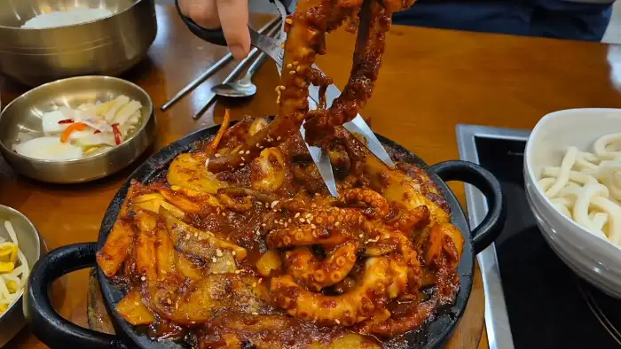 돌판 낙지볶음