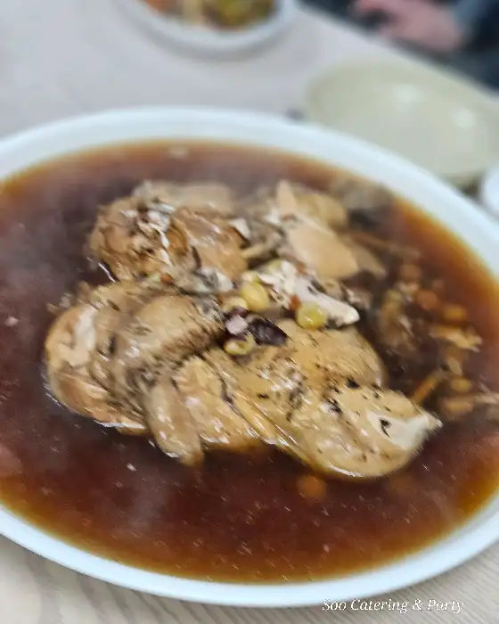 연일옻닭식당 옻닭 한 그릇