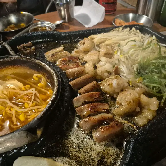 구워지고 있는 서가장인곱창