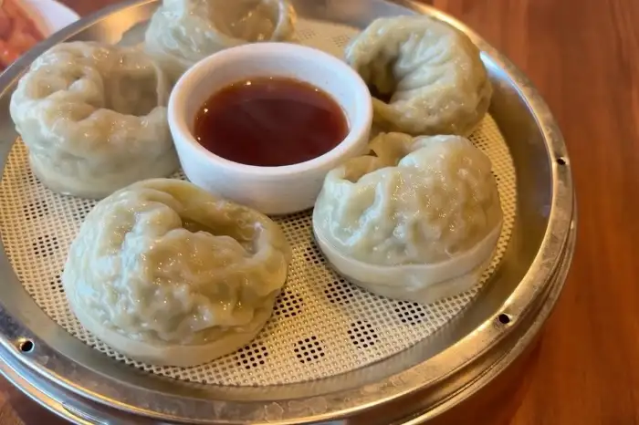 만조칼국수 왕만두와 양념장