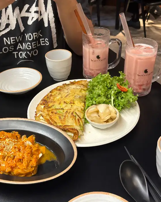 딸기 막걸리