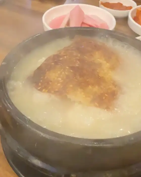 이우철한방누룽지삼계탕 매장 내부