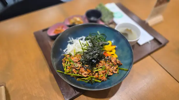 오늘,따뜻하게,든든하게,배부르게 비빔밥 메뉴