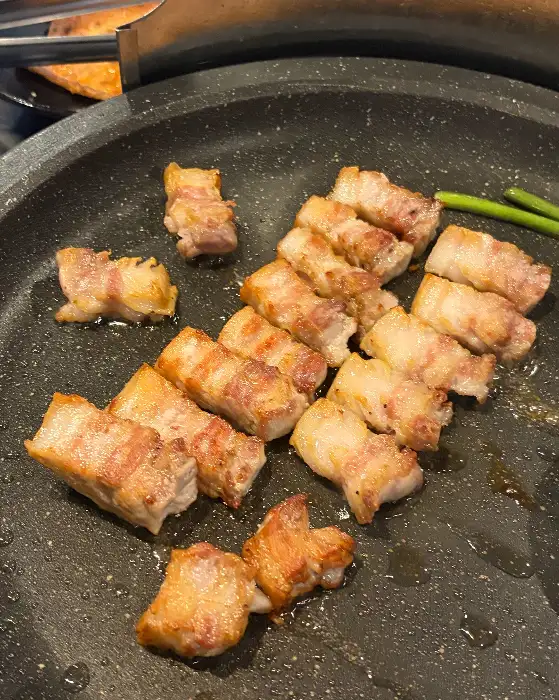 김치말이 국수와 차돌 된장찌개