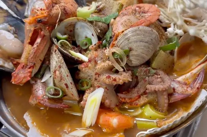 푸짐한 해산물찜